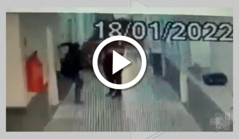 VÍDEO: servidoras trocam socos e chutes dentro de hospital do Espírito Santo