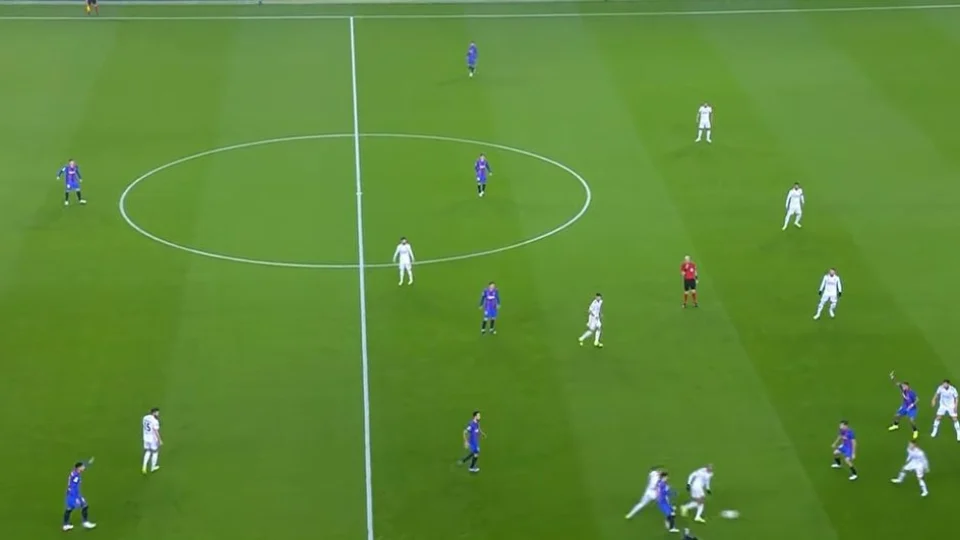 Vídeo: veja como foi o jogo entre Barcelona X Benfica