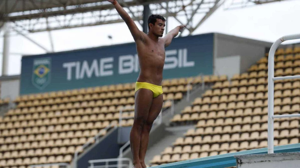 Atleta Olímpico de saltos ornamentais, Ian Matos morre aos 32 anos