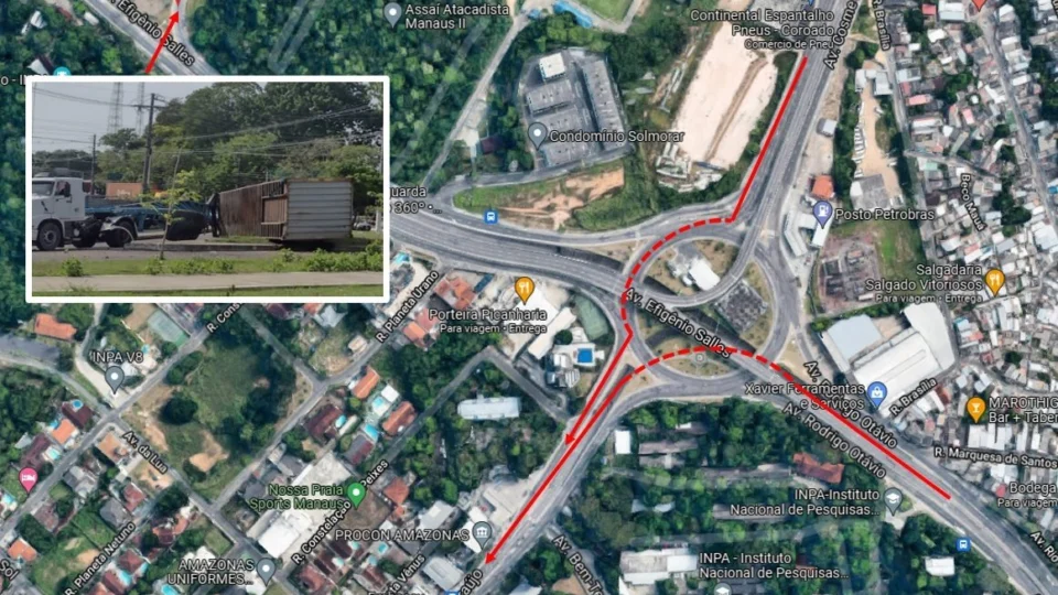 Veja opções de tráfego em outras ruas após queda de contêiner travar trânsito na Av. Efigênio Salles, em Manaus