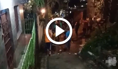 VÍDEO: homem é morto com tiro na cabeça em escadão na Zona Centro-Oeste de Manaus