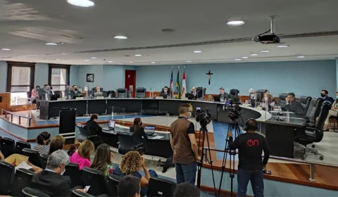 Diretor do Serviço de Água e Esgoto de Barcelos-AM é multado  em R$ 40,9 mil pelo TCE