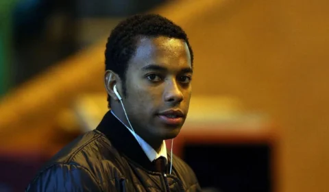 Justiça italiana emite mandado de prisão internacional para Robinho