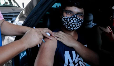 Covid: Amazonas retoma vacinação de adolescentes de 12 a 17 anos sem comorbidades
