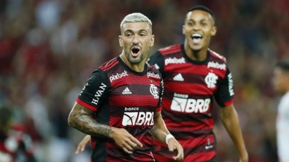 Flamengo passeia e goleia Bangu por 6 a 0 pelo Campeonato Carioca na volta ao Maracanã