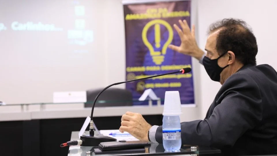 Diretores da Companhia de Gás no AM prestam depoimento na CPI da Amazonas Energia