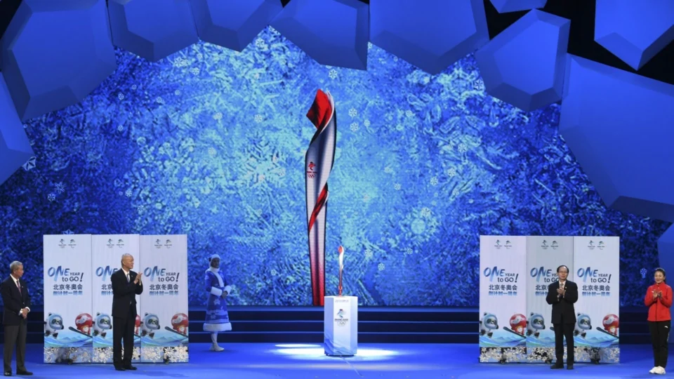 Com alta de casos de Covid-19 antes dos jogos, Pequim aumenta vigilância