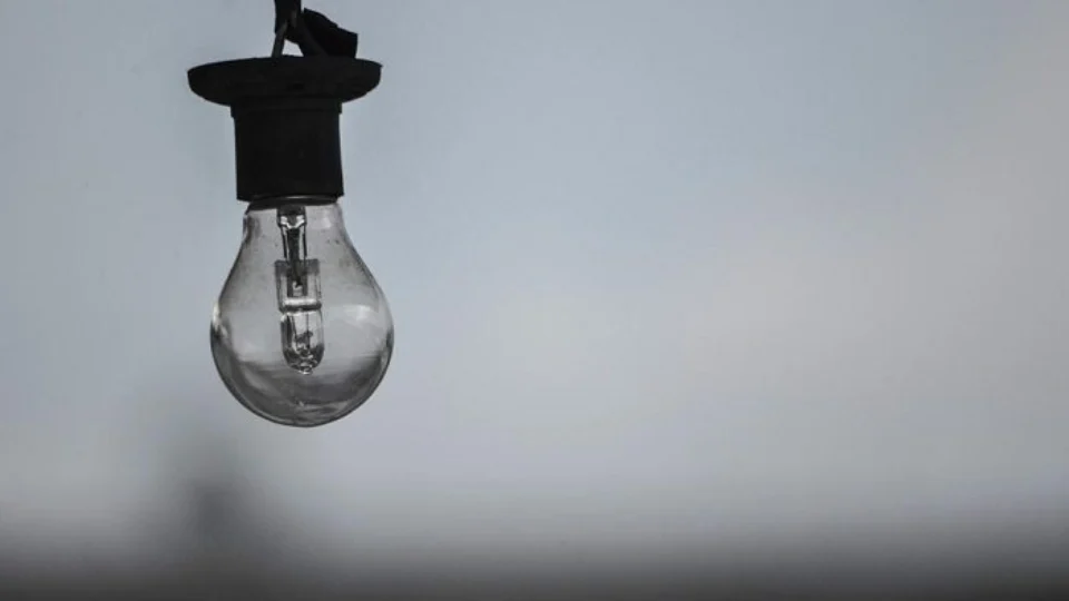 Falta de energia elétrica afeta bairros de Manaus neste fim de semana; veja lista