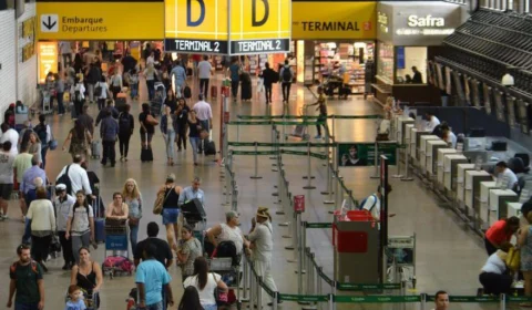 Em São Paulo, brasileiro que veio da África do Sul é testado positivo para Covid-19