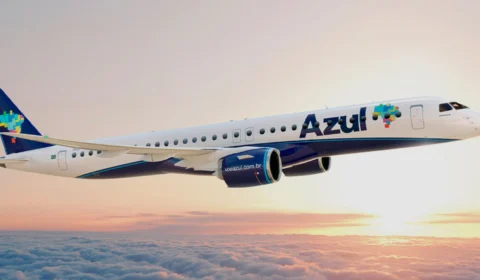 Anac autoriza Gol e Azul a reduzir número de comissários devido avanço da Ômicron