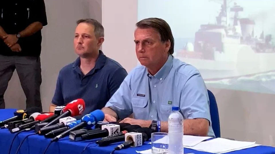 Bolsonaro diz que Brasil deve ficar ‘neutro’ com relação à Ucrânia: ‘exagero falar em massacre’