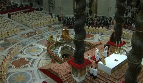 AO VIVO: Papa Francisco celebra a Missa do Galo no Vaticano