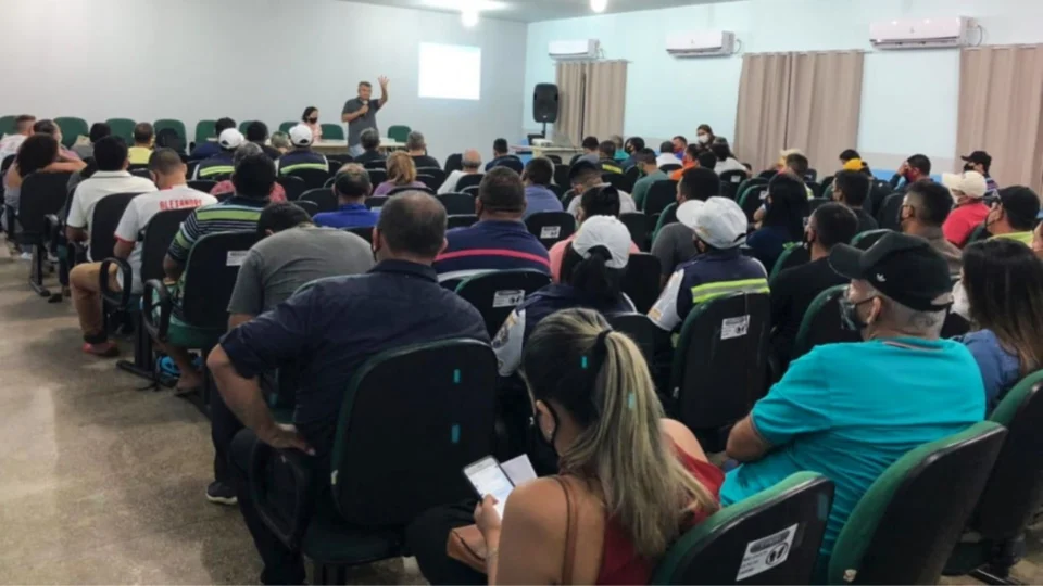 Moradores de Tabatinga são beneficiados com cursos do Detran-AM