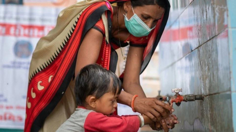 Covid-19: Índia é o 3º país do mundo a superar 500 mil mortes