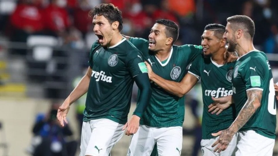 Palmeiras vence o Al Ahly por 2 a 0 e garante vaga na decisão do Mundial de Clubes