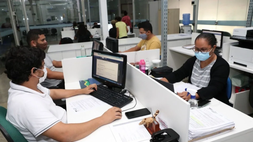 Mais de 200 vagas de emprego são ofertadas pelo Sine Manaus e AM nesta quarta-feira