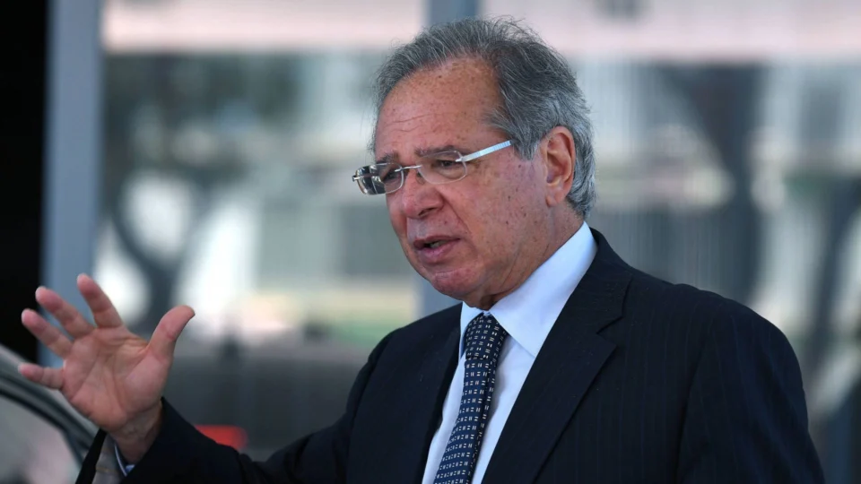 ‘Brasil está em busca petrodólares para investimentos no país’, afirma Guedes em viagem a Dubai