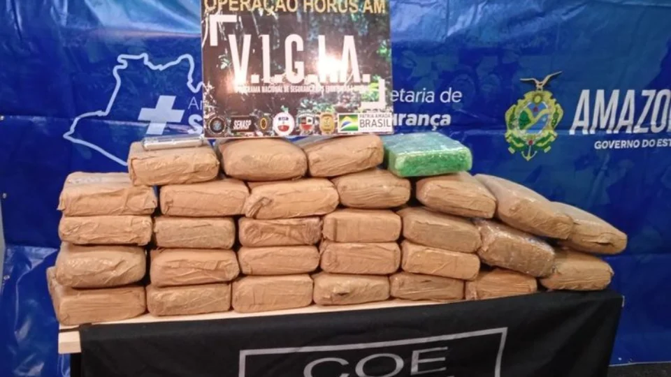 Mulher é presa com 29 tabletes de maconha no bairro Cidade Nova, em Manaus