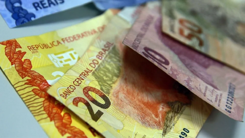 Primeira parcela do Auxílio Brasil começa a ser paga nesta quarta-feira