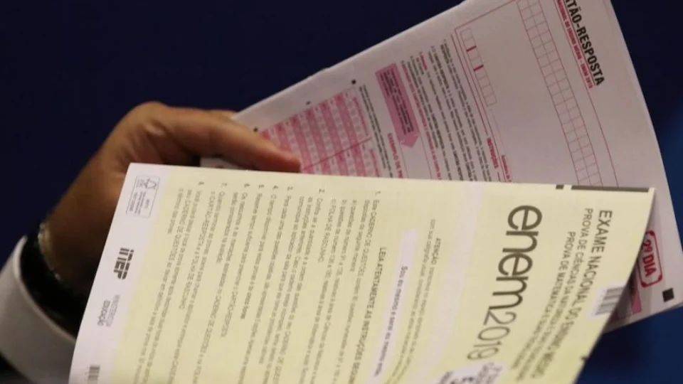 Primeira prova do Enem 2021 começa a ser aplicada neste domingo; saiba mais