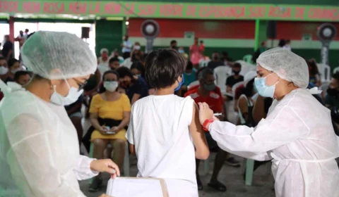 Amazonas registra três mortes e 319 novos casos de Covid-19