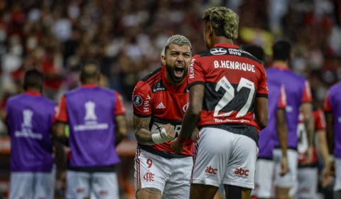 CBF adia alguns jogos e clubes aprovam retorno do público no Brasileirão