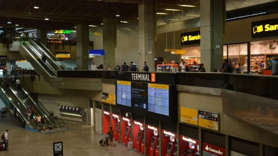 Casal testa positivo para a nova variante ômicron em São Paulo