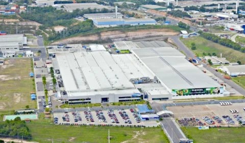 Produção industrial no Brasil recua 2,4% em janeiro, aponta IBGE