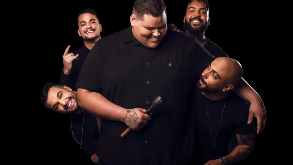 Primeiro lote de ingressos para show do grupo Menos é Mais esgota em menos de duas horas, em Manaus