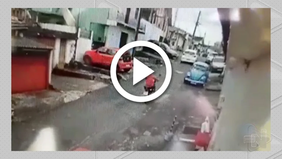 VÍDEO: jovem é executado a tiros no bairro Santo Agostinho, Zona Oeste de Manaus