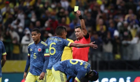 Conmebol decide suspender três árbitros por erros cometidos em jogos do Brasil