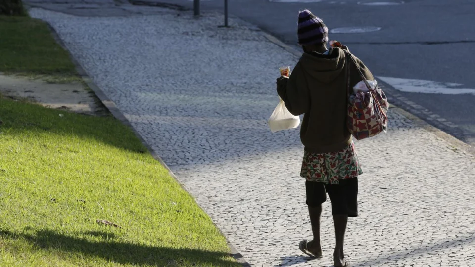 População em situação de rua cresce 31% em 2 anos, mostra censo de São Paulo