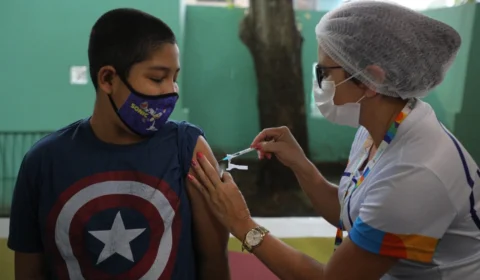 Imunização de crianças de 5 a 11 anos com deficiência permanente e/ou com comorbidades continua no AM