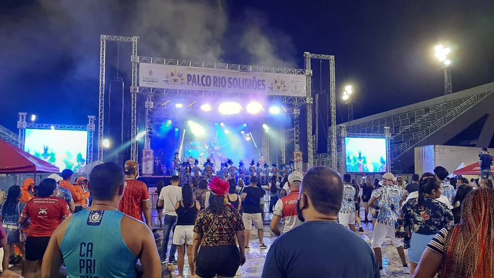 No segundo dia do ‘Boi Manaus’, manauaras comparecem animados para prestigiar a cultural local