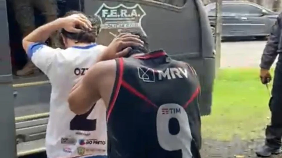 Após arquitetarem fuga em massa, presos de Rio Preto da Eva-AM são transferidos para Manaus