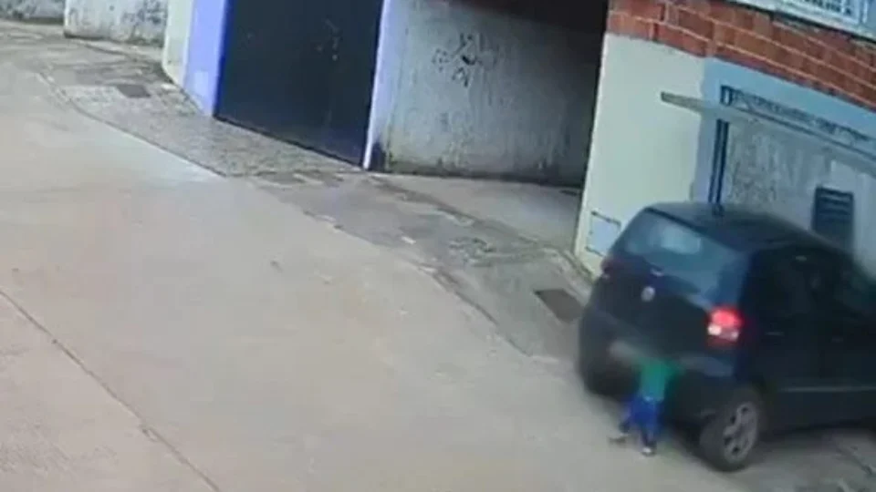 Em Goiás, homem atropela filho de 1 ano e 5 meses