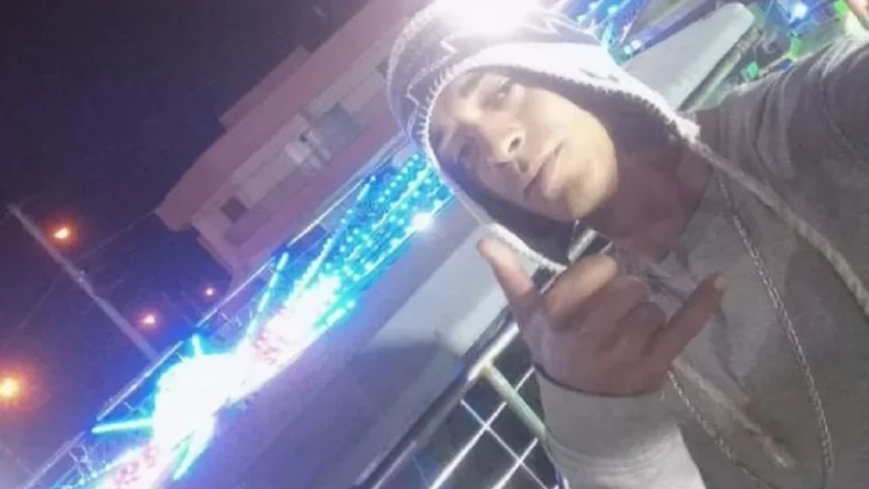 Em SP, dono de parque onde jovem morreu ao ser esmagado por brinquedo afirma que a trava de segurança estava fechada