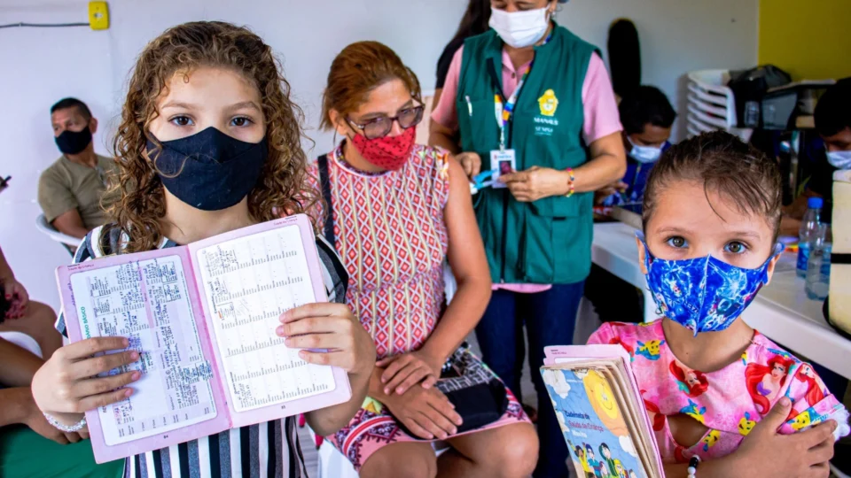 Confira programação da vacinação contra Covid-19 nesta sexta-feira em Manaus