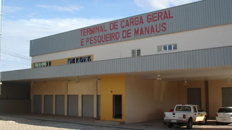 Terminal Pesqueiro de Manaus vai a leilão nesta sexta-feira sem nunca ter sido inaugurado