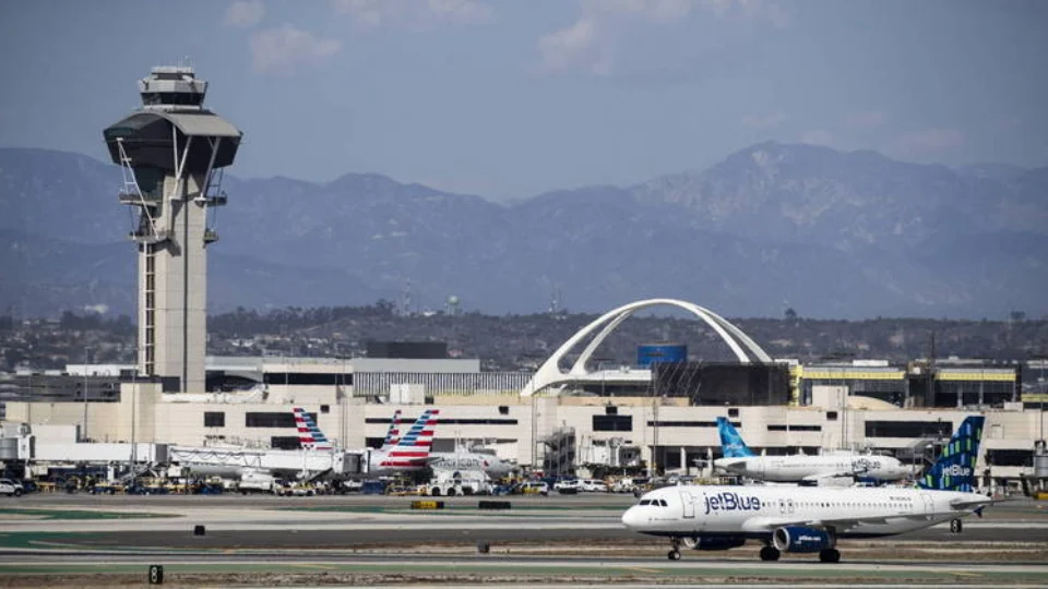 Vacinados contra a Covid-19 podem entrar nos EUA sem restrição a partir de 8 de novembro