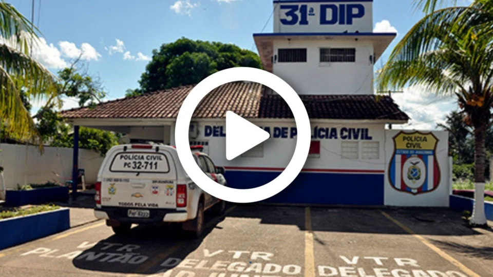 VÍDEO: por não receberem almoço e nem café da manhã, presos fazem motim na delegacia de Iranduba-AM