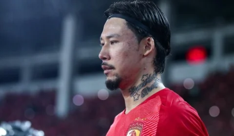 China proíbe que jogadores de futebol da seleção façam tatuagem