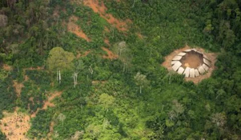 Indígenas são mortos durante conflito com garimpeiros na Terra Yanomami
