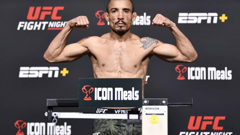 José Aldo chama Popó de ‘burro e barrigudo’; baiano rebate: ‘otário e feio’