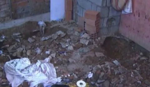 Funcionários encontram mandíbula e ossos humanos concretados em muro de casa, em São Paulo