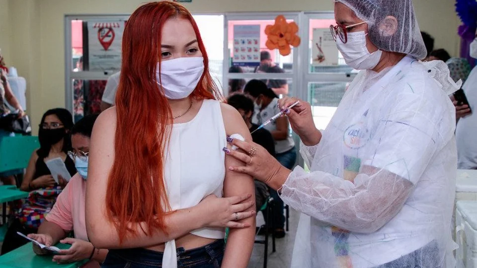 Na semana do Natal, Manaus oferece 53 pontos de vacinação contra a Covid-19