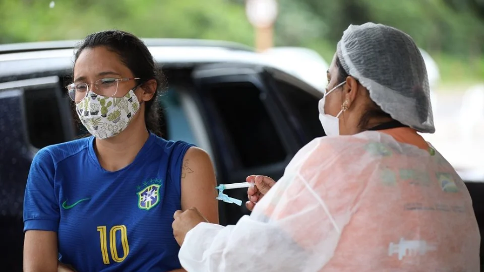Manaus oferece 22 pontos de vacinação contra a Covid-19 neste sábado