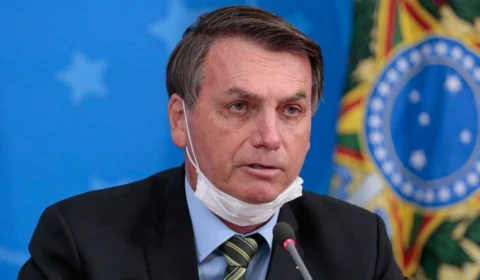 Após saída de secretários, Bolsonaro diz que tem ‘confiança absoluta’ em Paulo Guedes