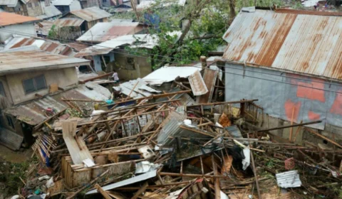 Mais de 40 mortes são registradas na Província das Filipinas após passagem do tufão Rai