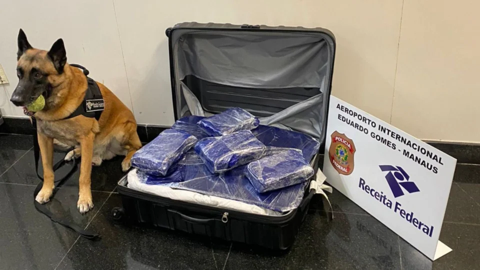 Jovem de 21 anos é preso com mais de 4kg de drogas no Aeroporto de Manaus